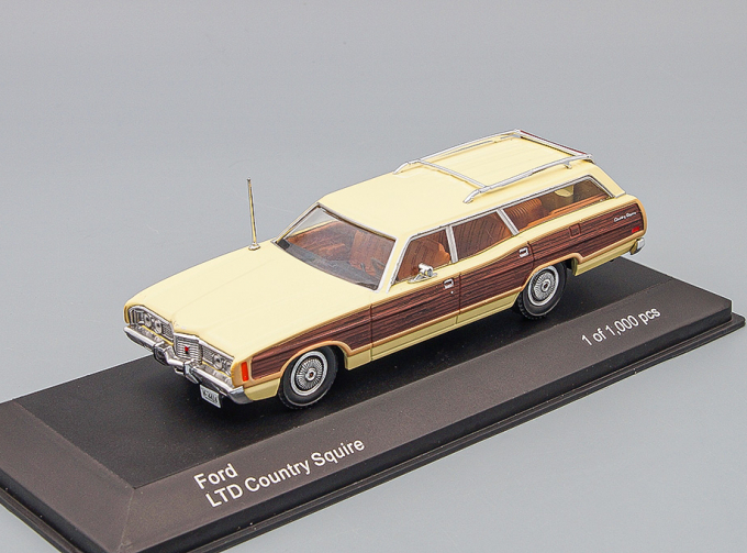 FORD LTD Country Squire 1972 Light Yellow/Brown