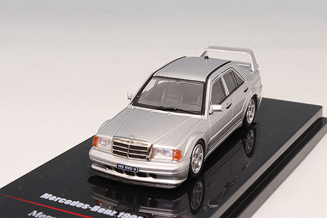 MERCEDES-BENZ 190E, silver