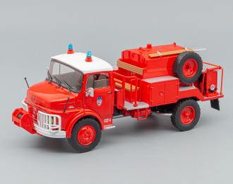 MERCEDES-BENZ LAF911 fire engine, red