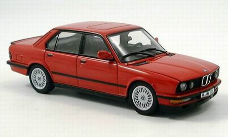 BMW M5 E28 (1987), red