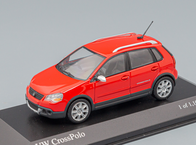 VOLKSWAGEN Cross Polo (2006), red