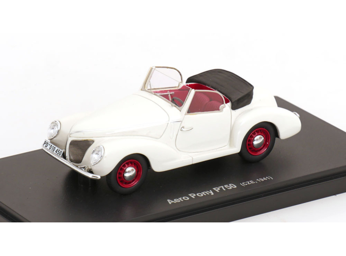 AERO Pony P750 (1941), white