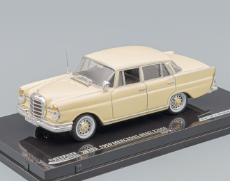 MERCEDES-BENZ 220SE, ivory