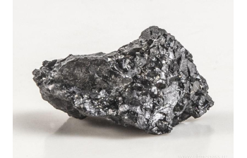 Выпуск №25. Камни и минералы. Тайны недр, Ильменит