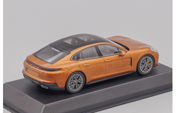 (Уценка!) PORSCHE Panamera Turbo E-Hybrid (G3) (2024), Madeira gold metallic