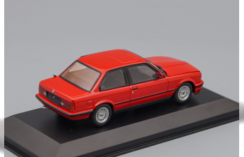 BMW 3-series (E30) 1989, red