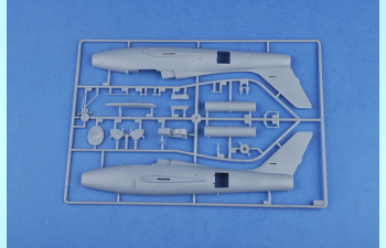 Сборная модель Самолет F-84F Thunderstreak