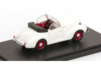 AERO Pony P750 (1941), white