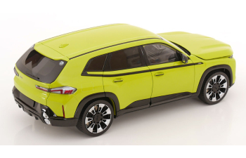 BMW XM (2023), yellow