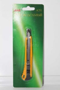 Нож выдвижной с боксом для хранения запасных лезвий, автоматическая заменаи фиксация лезвия