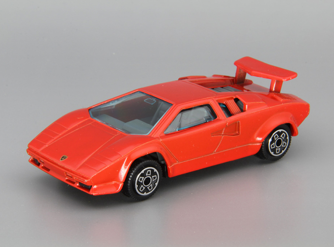 LAMBORGHINI Countach 5000 S (cod.4137), red