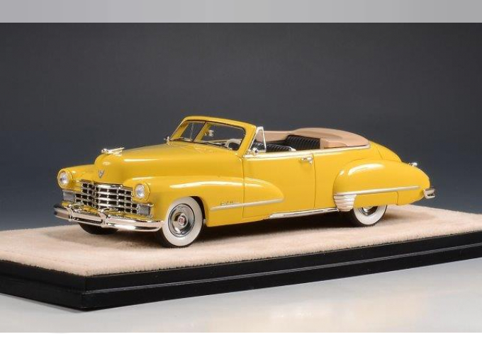 CADILLAC Series 62 Convertible (открытый) (1947), yellow