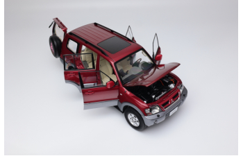 MITSUBISHI Pajero V73, red metallic