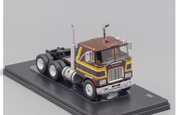 MACK Series F (1977), brown