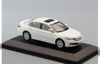 HONDA Accord CR (2013), white