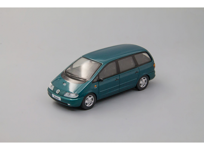 Volkswagen Sharan (dark blue met)