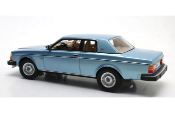 VOLVO 262C BERTONE (1981), light blue