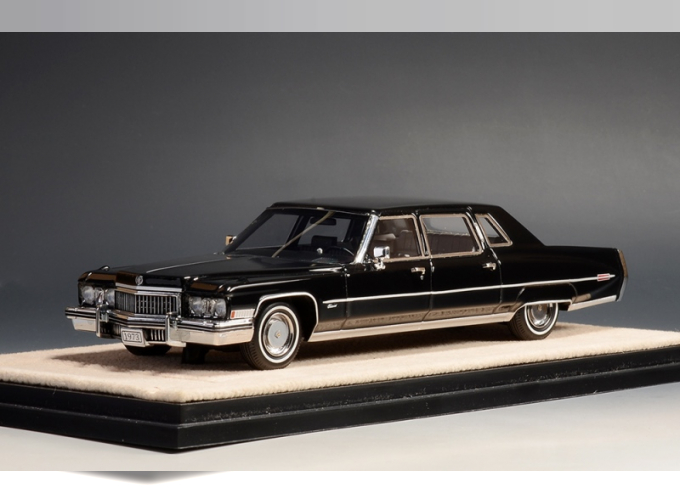 CADILLAC Fleetwood 75 Limousine (1973), Black