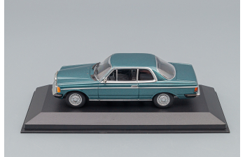 MERCEDES-BENZ W123 Coupe (1976), green metallic