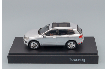 VOLKSWAGEN Touareg 7P (Facelift 2015), silver