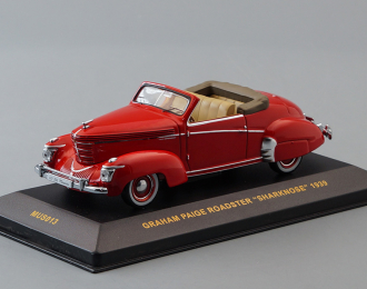 GRAHAM Paige Roadster Sharknose (1939), red