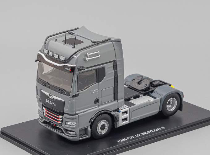 MAN TGX 18.640 GX Individual S Tractor Truck 2-Assi (2020), light grey