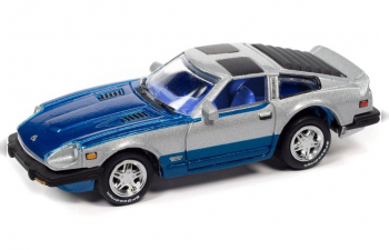 MAZDA RX-7 (1982), white + DATSUN 280ZX (1981), blue