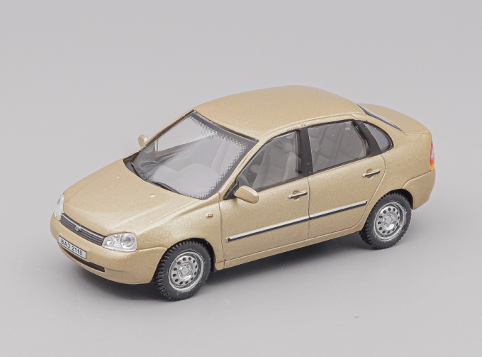 ВАЗ 1118 Калина Седан, золотистый