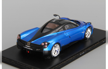 PAGANI Huayra (2012), blue