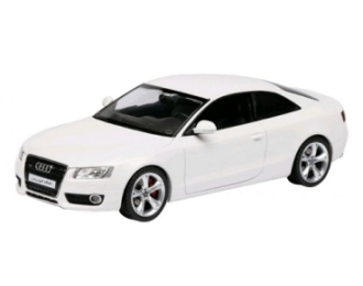 AUDI A5 Coupe (2010), concept white