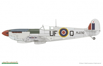 Сборная модель Британский истребитель Supermarine Spitfire MK.IXc DUAL COMBO