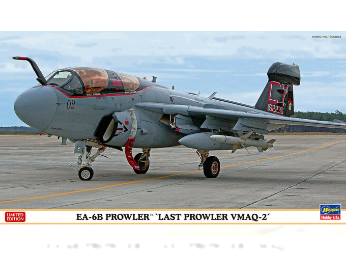 Сборная модель Самолет EA-6B Prowler Last Prowler VMAQ-2