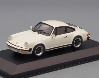 PORSCHE 911 SC (1979), white