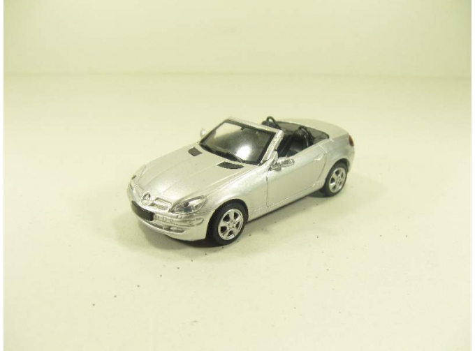 MERCEDES-BENZ SLK 350 (2005), Городские 1:43, серебристый