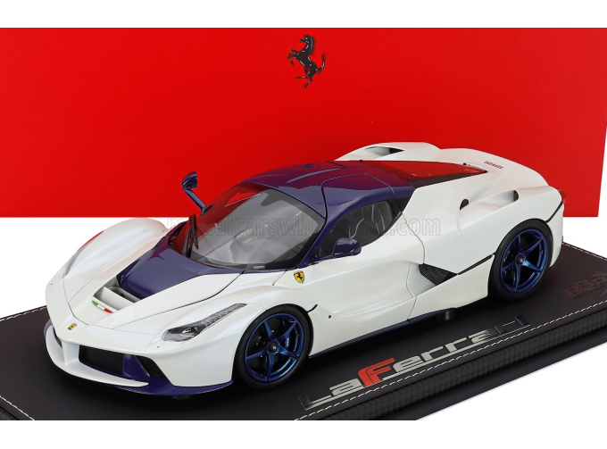 FERRARI Laferrari (2013) - Con Vetrina - With Showcase - Luxury Pack, White Blue