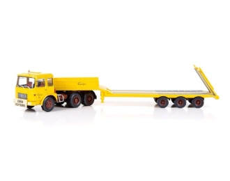 SAVIEM SM 340 6x4 GUELPA 74 Porte engins (1974), yellow