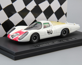 PORSCHE 907 Le Mans #40 (1967), white / pink