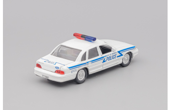 FORD Crown Victoria Branson Police, white