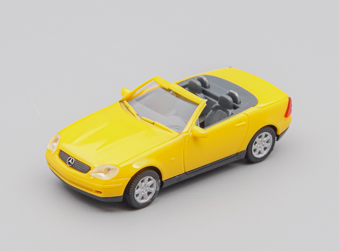 MERCEDES-BENZ SLK, yellow