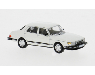 SAAB 900 Limousine (1981), white