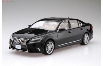 Сборная модель LEXUS LS600HL 2013