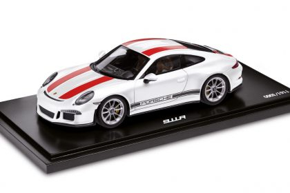 PORSCHE 911R (991) 911 R White / Red