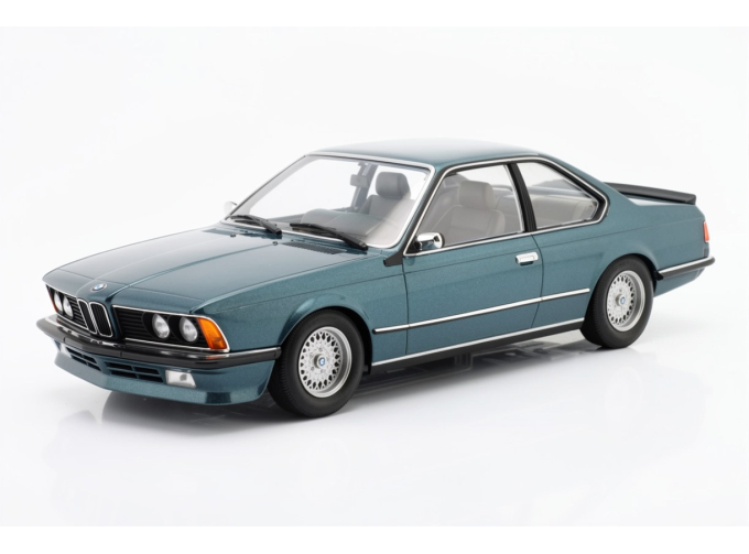 BMW 635 CSI (1982), blue-green metallic