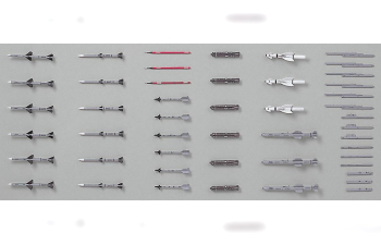 Сборная модель AIRCRAFT WEAPONS V : U.S. MISSILES AND LAUNCHER SET