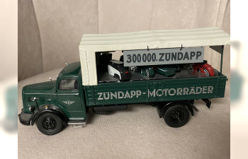 MERCEDES-BENZ L 6600 Zuendapp with 3 Piccolo motorbikes, green creme