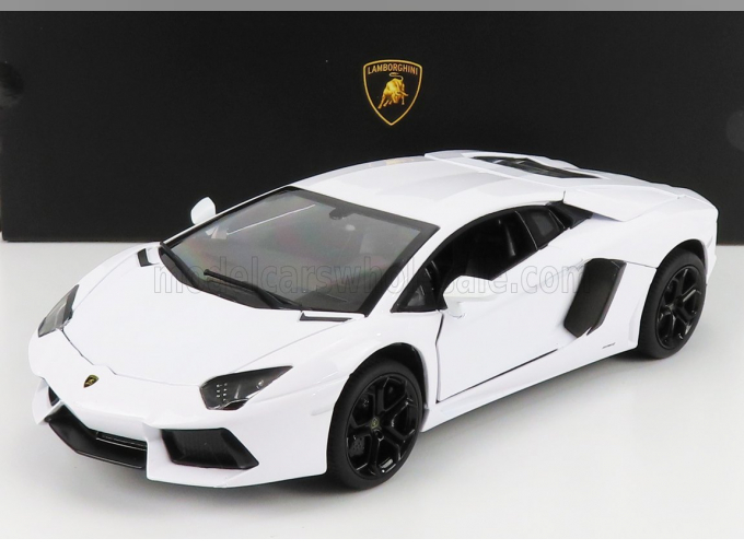 LAMBORGHINI Aventador Lp700-4 (2011), white