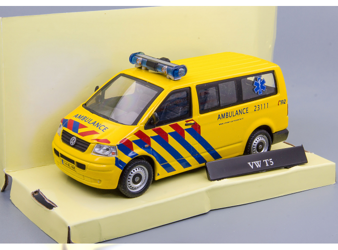 VOLKSWAGEN T5 Multivan Ambulance (Netherlands)