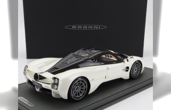 PAGANI Utopia (2022) - Con Vetrina - With Showcase, Bianco Perla - White