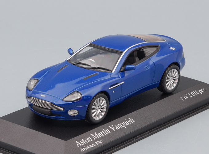 ASTON MARTIN Vanquish 2002 blue