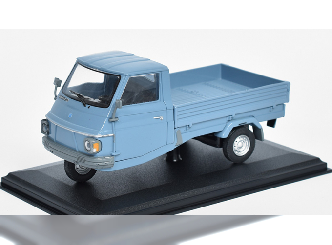 PIAGGIO Ape Car P3 Pianale (1984), Light Blue